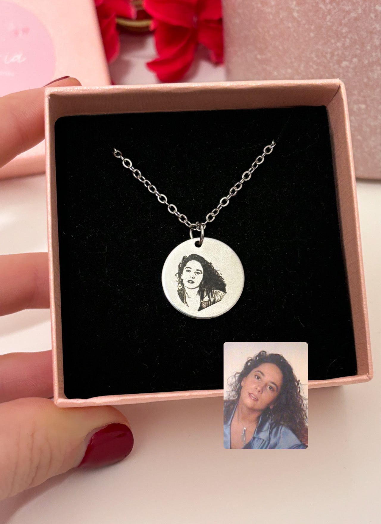 Collana ciondolo tondo personalizzabile con una tua foto o frase