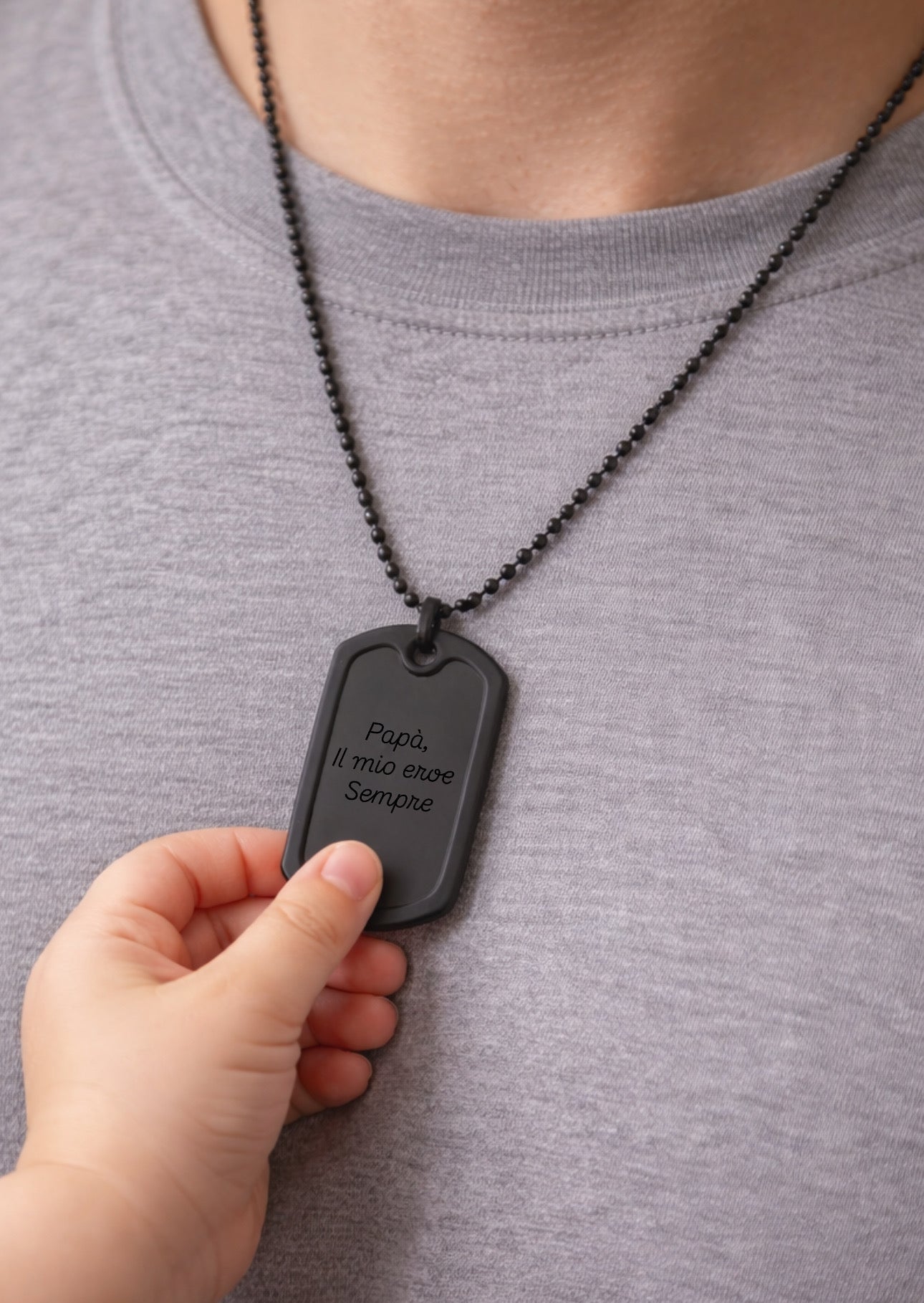 Collana ciondolo targhetta in nero opaco personalizzabile