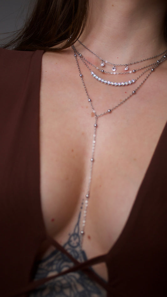 Collana elegante con palline