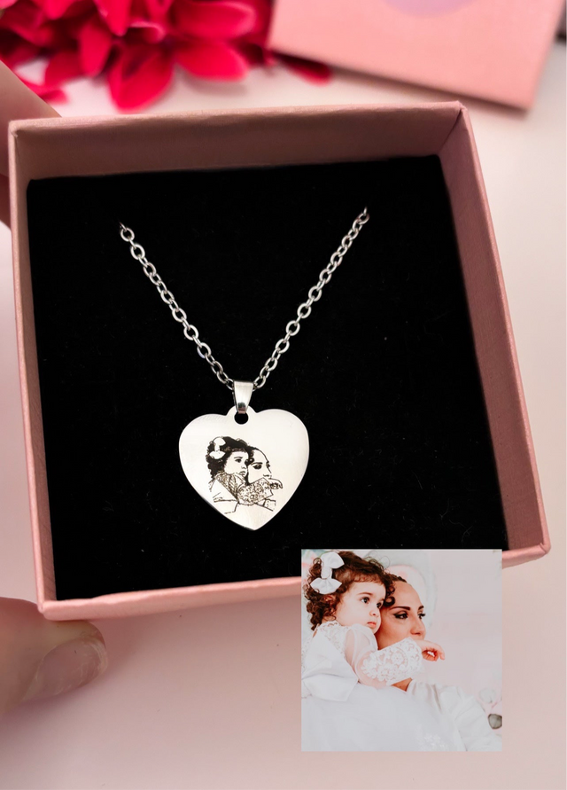 Collana a cuore  personalizzabile con una tua foto o frase